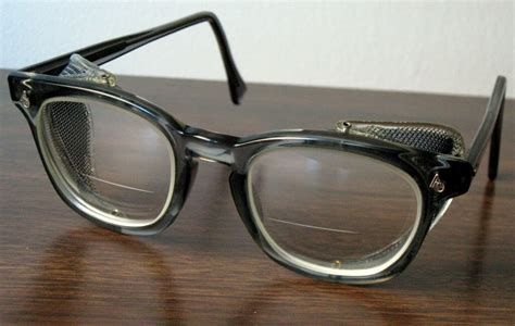 1950s horn rimmed glasses.